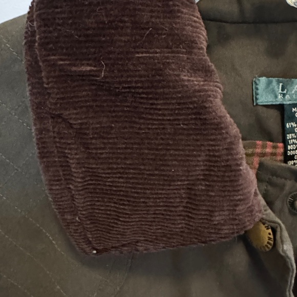 Ralph Lauren Green Barn Coat with snap closure & Corduroy collar - Picture 4 of 7